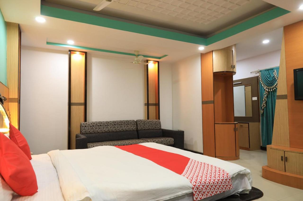 Oyo Flagship 77764 Hotel Rahul Ganeshpeth Colony Нагпур Экстерьер фото